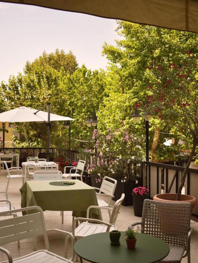 Hotel Miramare Et De La Ville Ρίμινι Εξωτερικό φωτογραφία